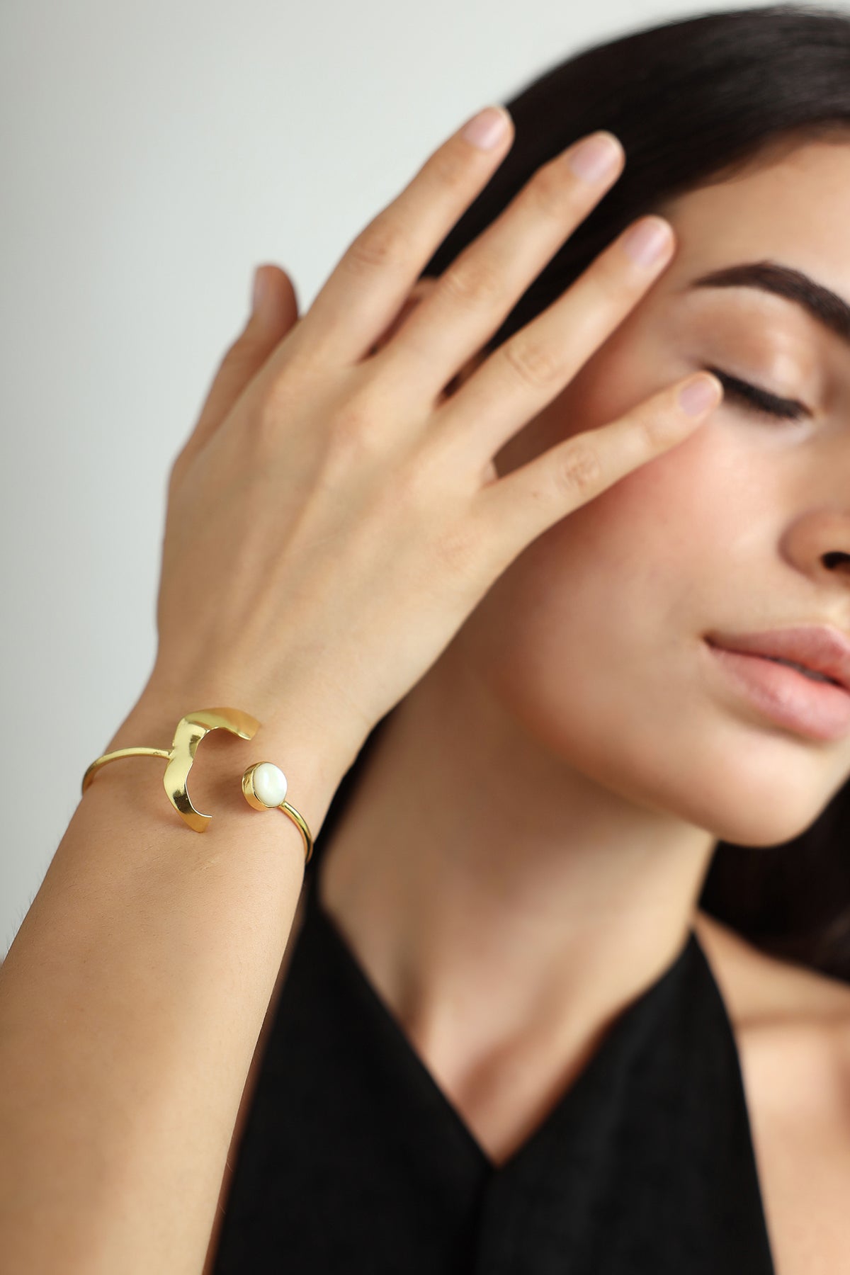 Gold Pearl White Minimal Statement Bangle